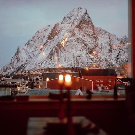 Reine Front View - Mountain & Seaview Βίλα Εξωτερικό φωτογραφία